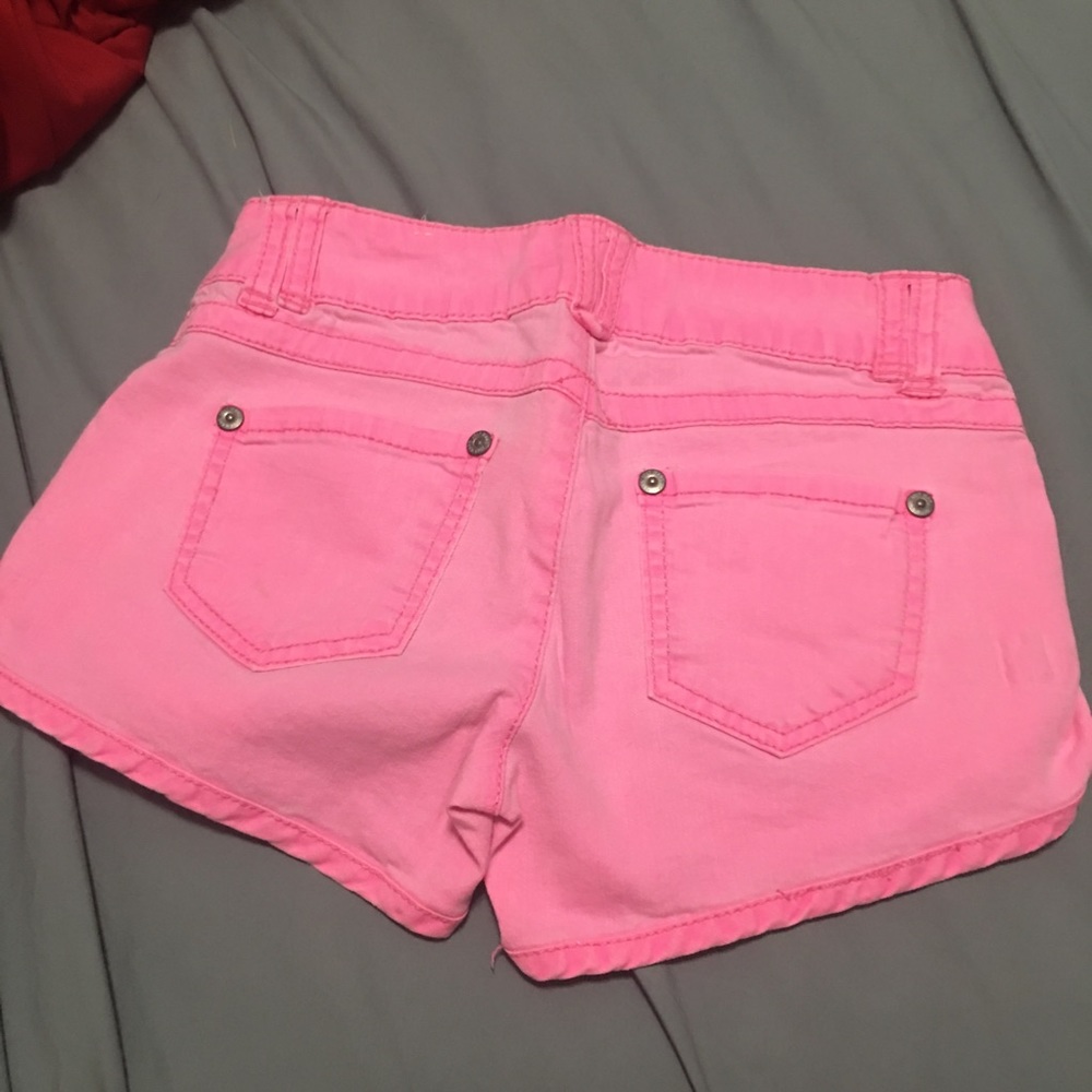 Jolt Shorts - Picture 3 of 4